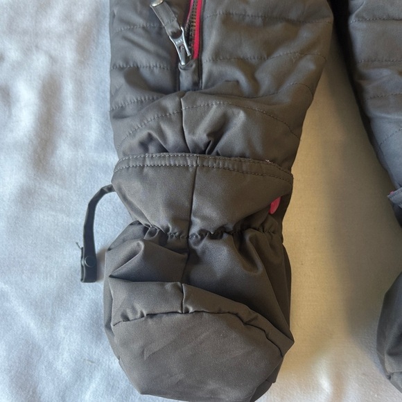 OshKosh B'gosh Pink and grey Snowsuit with Faux Fur Hood - Picture 4 of 7